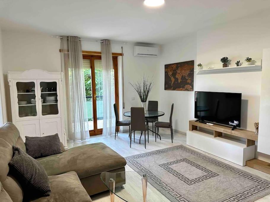 Appartamento Luminoso Domus Eur 罗马 外观 照片