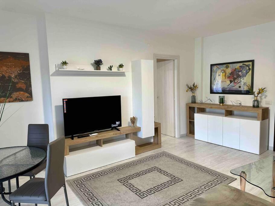 Appartamento Luminoso Domus Eur 罗马 外观 照片
